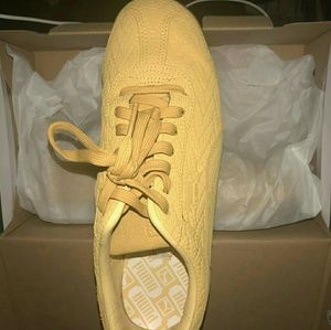 Roma Embross Zig Zag